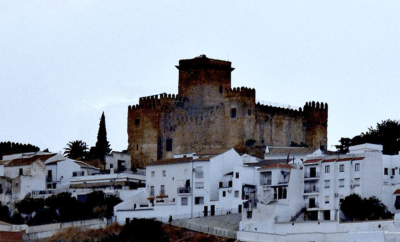 castillo-pueblo-espejo-cordoba